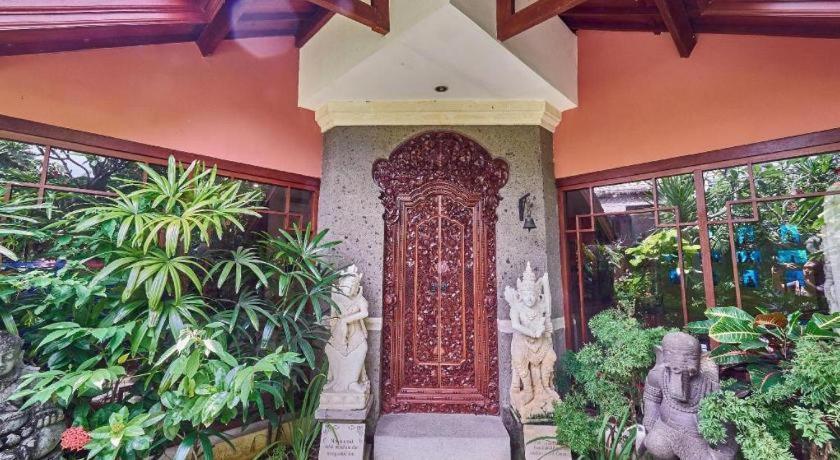 Al-Isha Dharamshala Hotel Kuta  Exterior photo